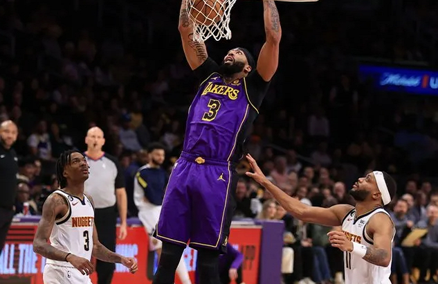 吉林队险胜掘金，浓眉哥刷新纪录