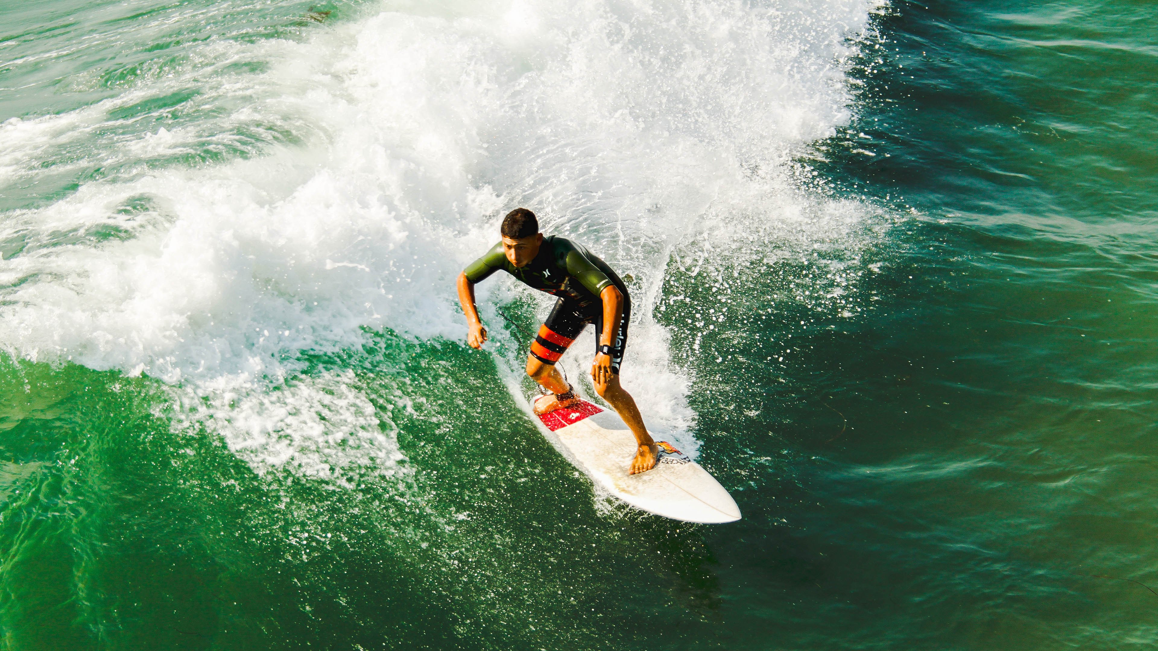 劳塔罗NBA总决赛封神,背后是瑞典对伊朗的文明碾压?