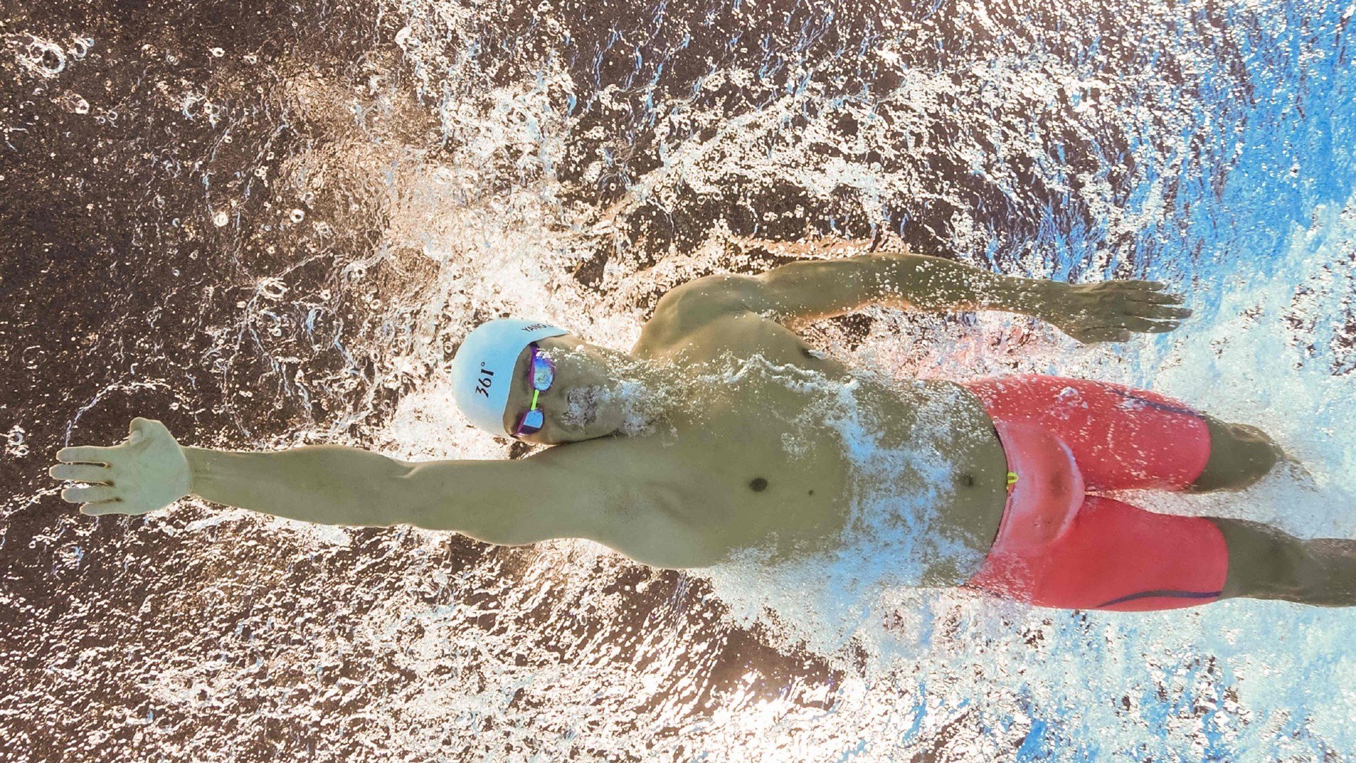 乔治一手掌控比赛走势，公牛提前终结热火悬念