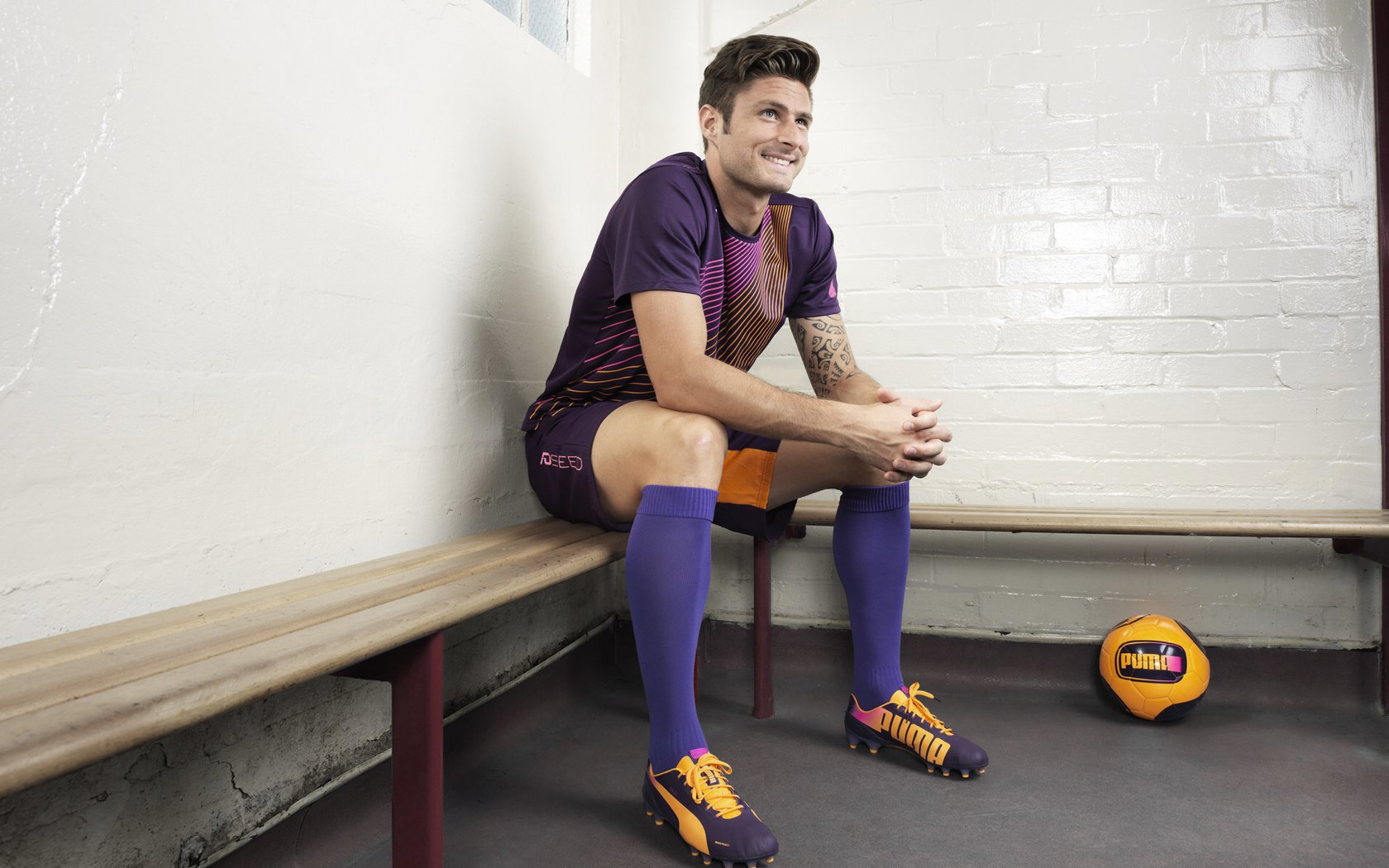 金玟哉，一夫当关，亚洲铁闸掀翻橙色风暴